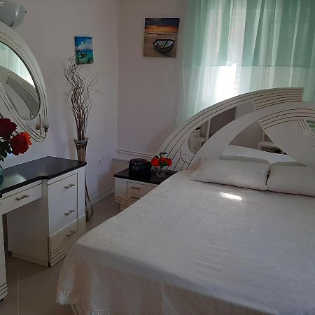Cozy Flat In Nea Makri Lejlighed Eksteriør billede