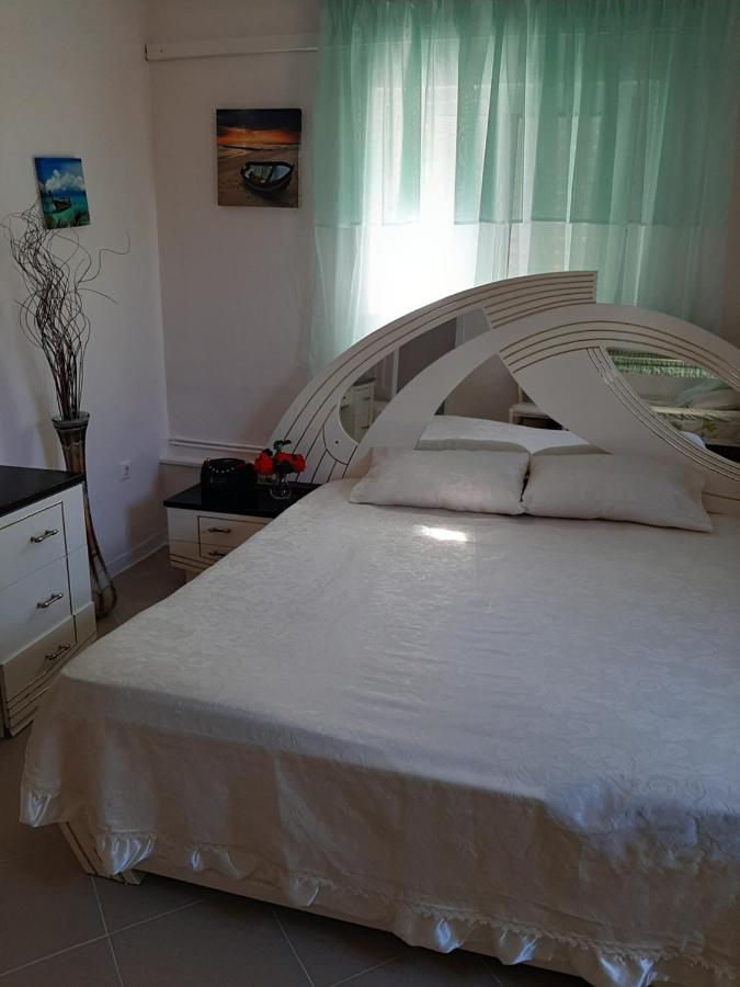 Cozy Flat In Nea Makri Lejlighed Eksteriør billede