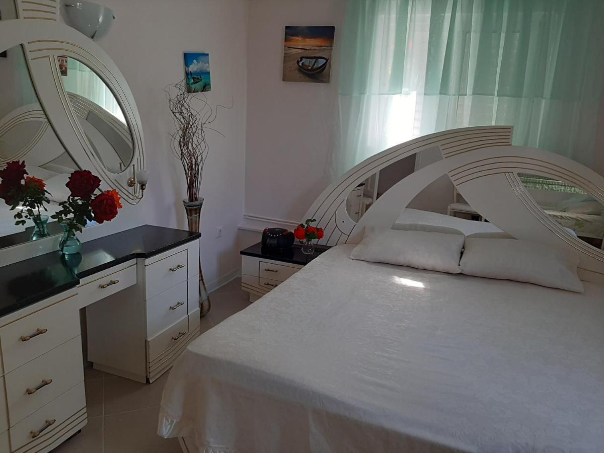 Cozy Flat In Nea Makri Lejlighed Eksteriør billede