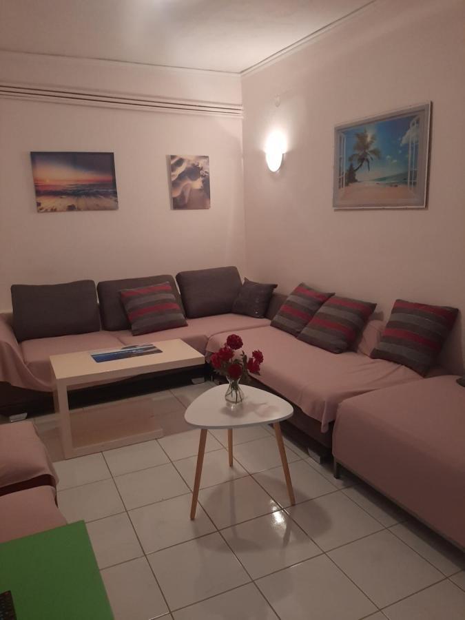 Cozy Flat In Nea Makri Lejlighed Eksteriør billede