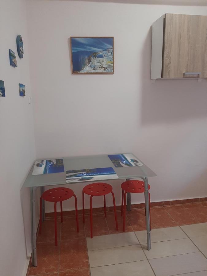 Cozy Flat In Nea Makri Lejlighed Eksteriør billede