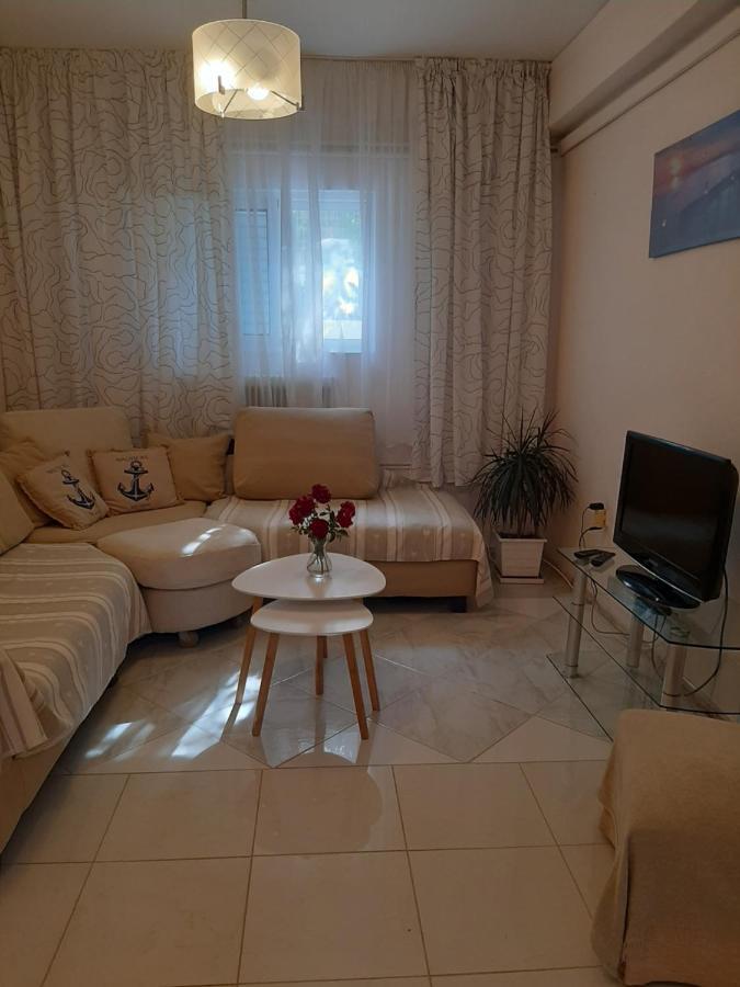 Cozy Flat In Nea Makri Lejlighed Eksteriør billede